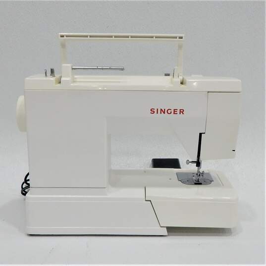 Singer Sewing Machine Model 9410 w/ Slip Cover image number 3
