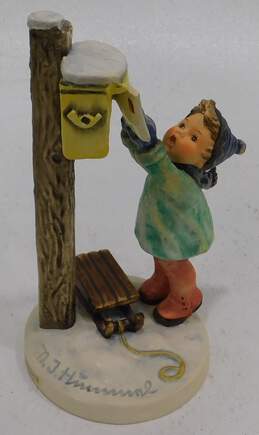 Vintage Goebel Hummel "A Letter To Santa Claus" #340 Figurine
