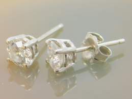 14K White Gold 0.88 CTTW Diamond Stud Earrings 0.9g alternative image