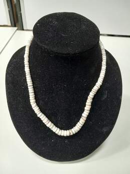 5 Piece Seashell Necklace & Bracelet Bundle alternative image