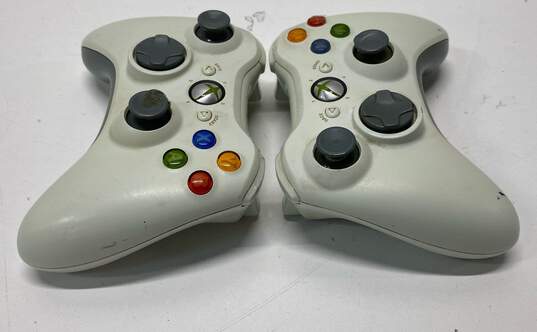 Microsoft Xbox 360 image number 3