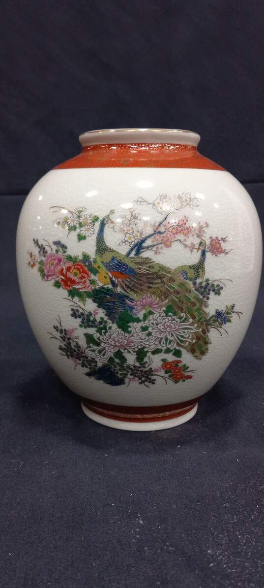 Satsuma Peacock Vase image number 1