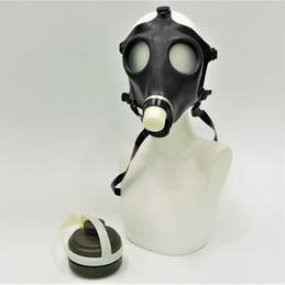 Israeli Vintage 1970's Gas Mask with filter Size Medium