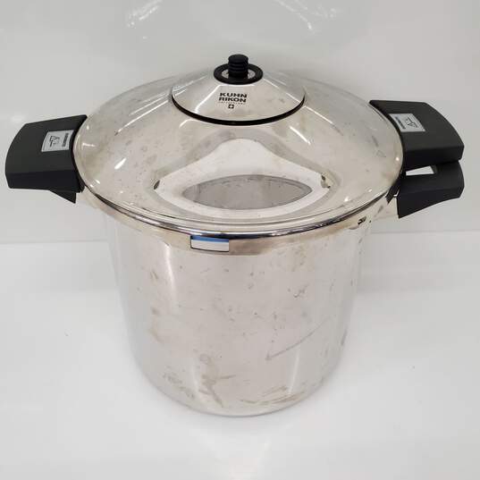 Kuhn Rikon Duromatic Stainless 8L Pressure Cooker With Steam Rack Side Grip image number 1