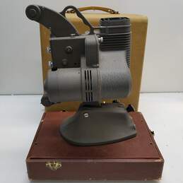 DeJur Film Projector Model 750-FOR PARTS OR REPAIR alternative image