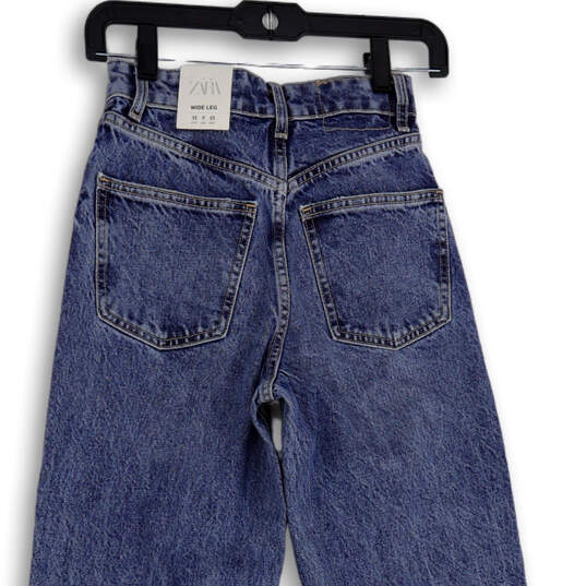 NWT Womens Blue 5-Pocket Design Denim Distressed Wide Leg Jeans Size 0 image number 4