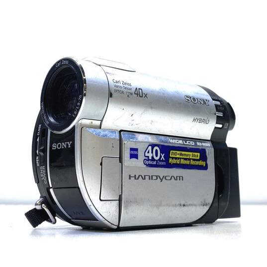 Sony Handycam DCR-DVD610 DVD-R Camcorder image number 1