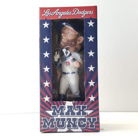 Los Angeles Dodgers MLB Chris Taylor and Max Muncy Bobblehead Collectors Bundle image number 7