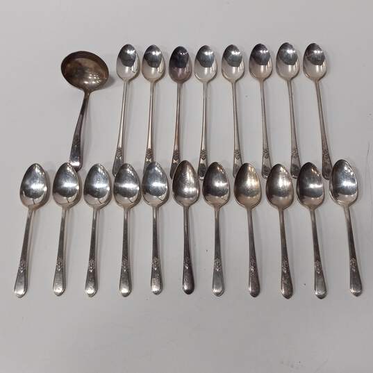 Vintage 1847 Rogers Bros. Adoration Silverware Silver Plate Lot image number 6