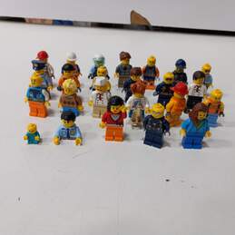 24pc Bundle of Assorted Lego City Minifigures