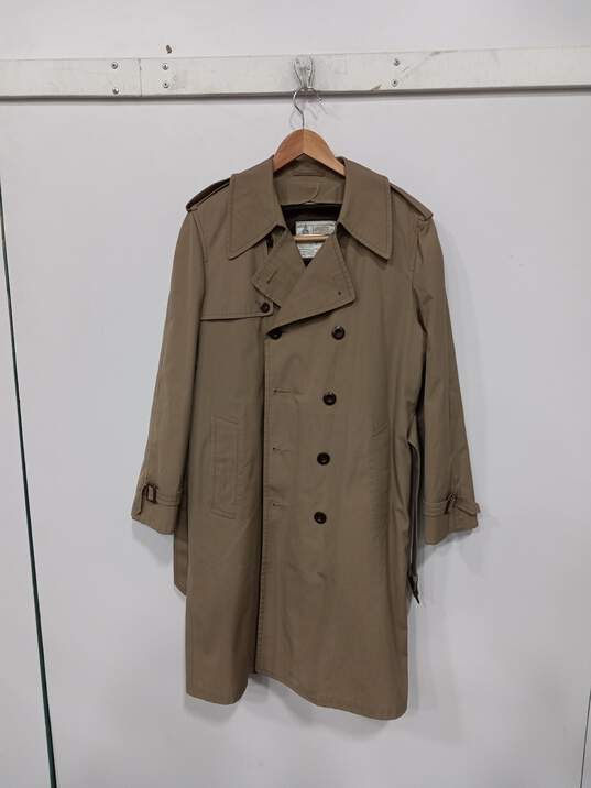 London Fog Tan Insulated Trench Coat Men's Size 36R image number 1