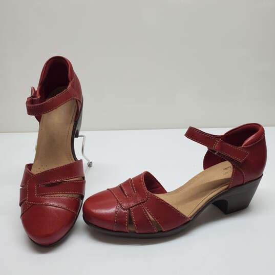 Clark Collection Emily Daisy Red Leather Women Heels Size 8.5 image number 2