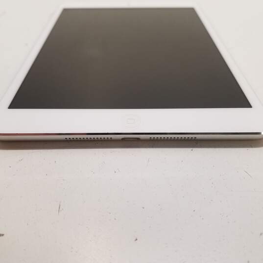 Apple iPad Mini (A1432) 1st Generation - White image number 3