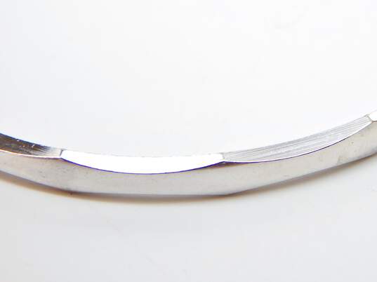 (G) Vintage Crown Trifari Silver Tone Skinny Bangle Bracelet 11.5g image number 4