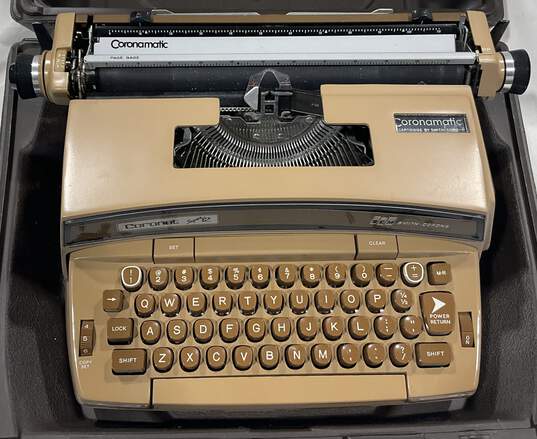 Smith Corona Coronet Super 12 typewriter image number 1