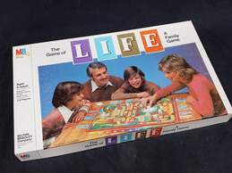 Vintage 'Life' Board Game 1981