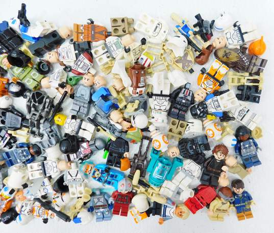 11.0 Oz. LEGO Star Wars Minifigures Bulk Lot image number 3
