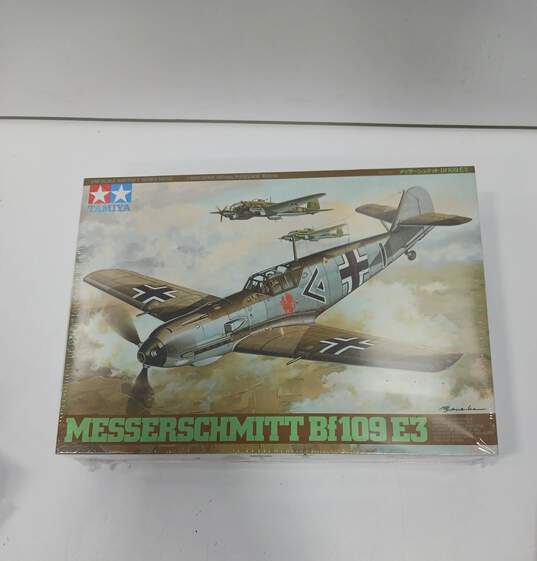 Bundle of 4 Assorted Military Airplane Model Kits NIB image number 4