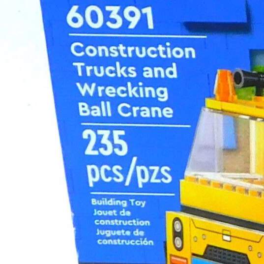 Sealed Lego City Construction Trucks And Wrecking Ball Crane 60391 image number 3