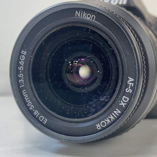 Nikon D3200 24.2MP Digital SLR Camera with 2 Lenses image number 3