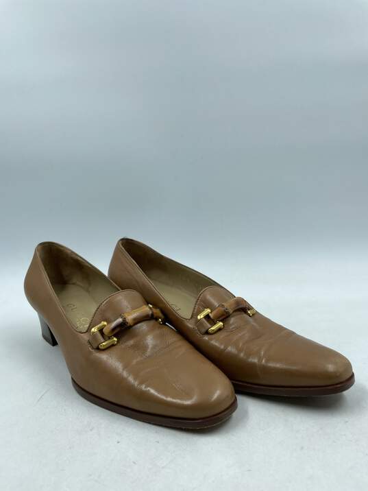 Authentic Gucci Bamboo Tan Loafers W 5.5B image number 3