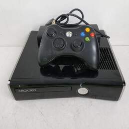 Microsoft Xbox 360 S 250GB Console Bundle with Games & Controller #8 alternative image