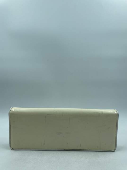 Authentic Salvatore Ferragamo Ivory Patent East/West Shoulder Bag image number 2