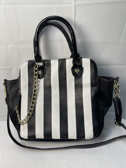 Black and White Striped Betsey Johnson Cross Body Bag image number 2