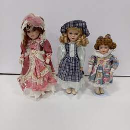3pc Set of Assorted Retro Porcelain Dolls W/Stands
