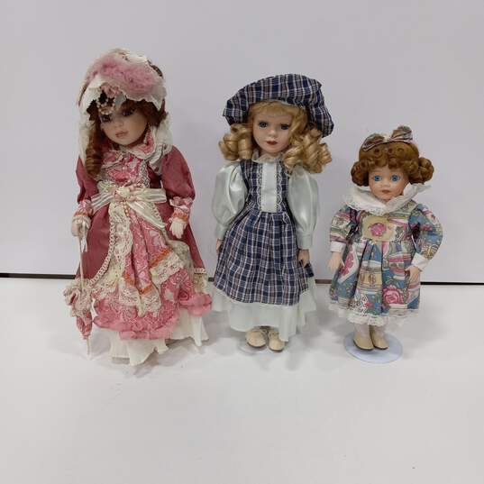 3pc Set of Assorted Retro Porcelain Dolls W/Stands image number 1