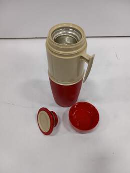 Vintage Thermos Vacuum Flask Water Bottle Beige & Red Model  6402 alternative image