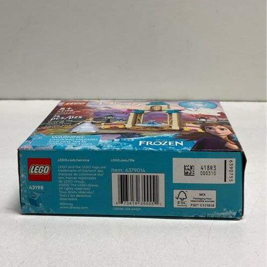Lego X Disney Frozen Anna & Elsa Building Set image number 4