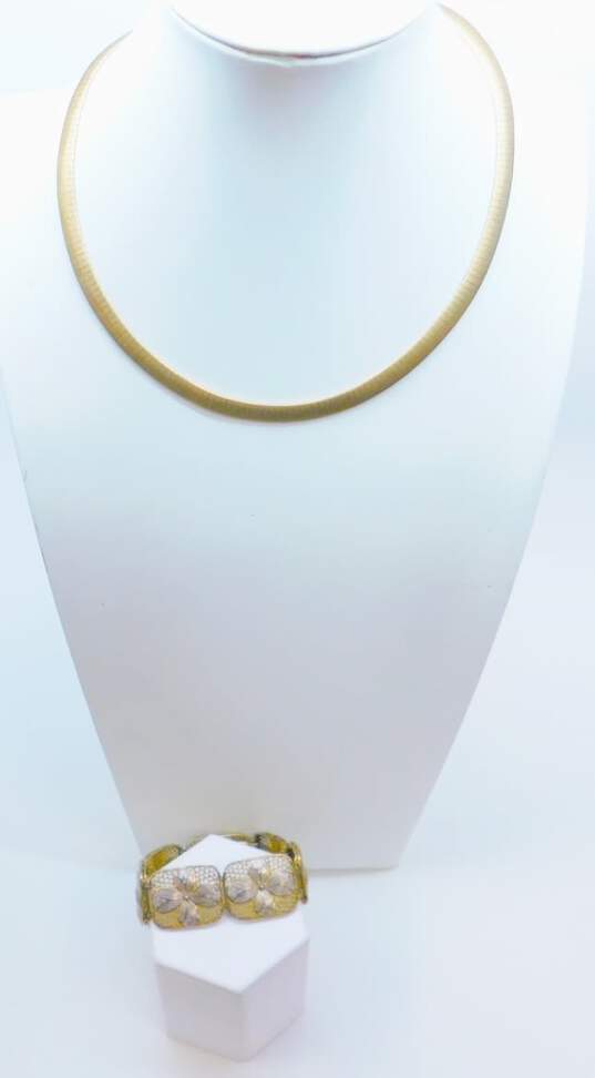 Vanlou Germany & Contemporary 925 Vermeil Reversible Brushed & Smooth Omega Chain Choker Necklace & Flower Spun Paneled Bracelet 50g image number 1
