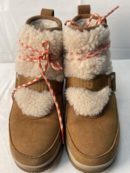 UGG Classic Tan Weather Hiker Boots Size 7 Gently Loved IOB