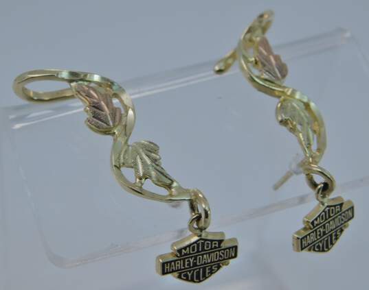 10K Yellow & Rose Gold 'Harley Davidson' Etched Leaf Dangle Earrings 4,2g image number 2