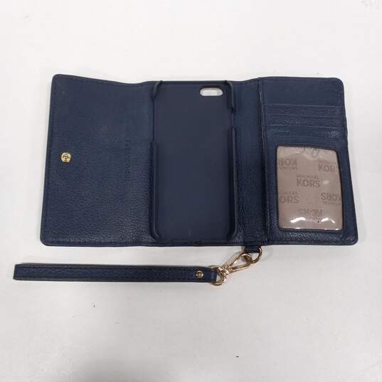 Michael Kors Wallet And Phone Case Combo image number 4