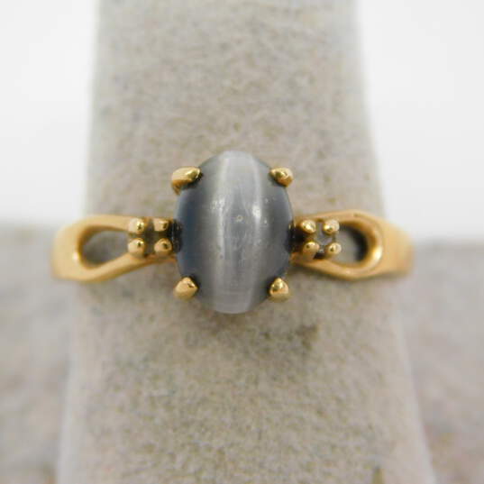 Vintage 10K Yellow Gold Cat's Eye Spinel Side Stones Ring 2.4g image number 2