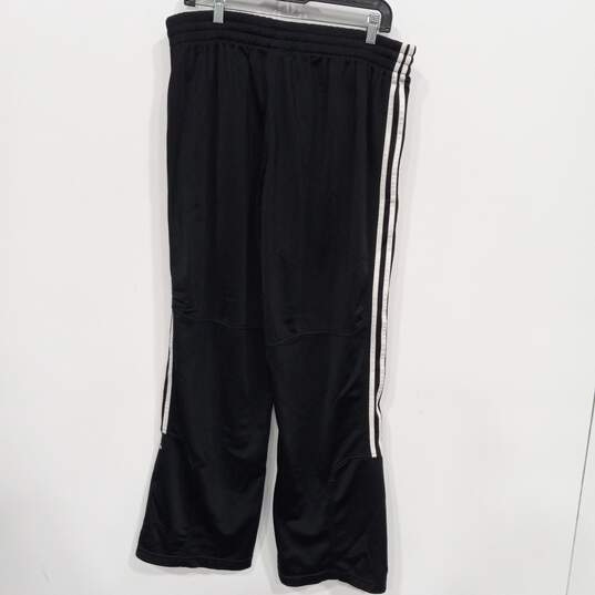 Men’s Adidas Athletic Sweatpants Sz L image number 2