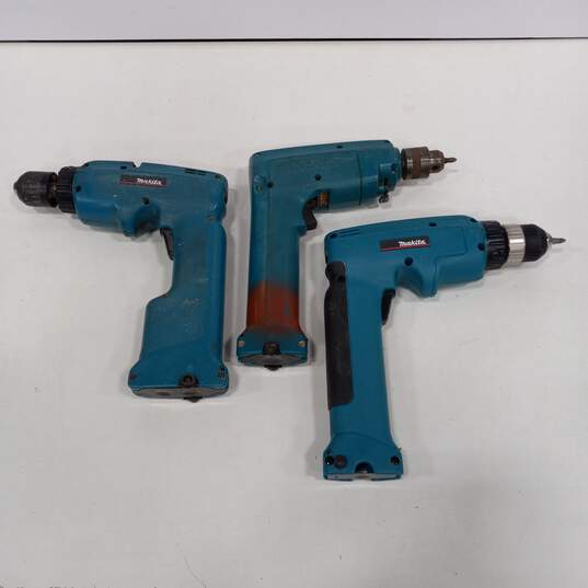 Bundle Of 3 Assorted MAKITA Drills w/ Chargers & Power Cord image number 7