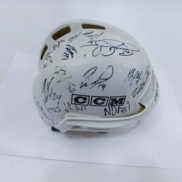 2003-04 Chicago Blackhawks Season Ticket Holder Party 25x Signed Helmet alternative image