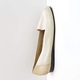 Enzo Angiolini Women's Ivory Flats Size 9