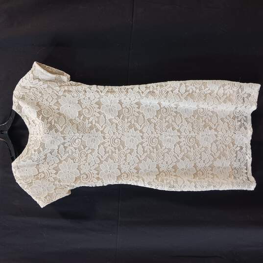 Women's White Lace Dress Sz M NWT image number 4
