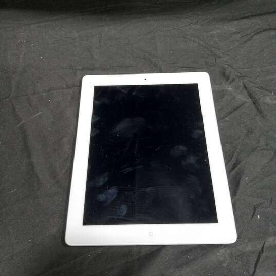 Apple iPad 3rd Gen A1416 (Wi-fi Only) image number 1