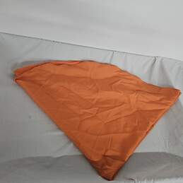 Circular Orange Tablecloth alternative image