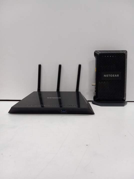 Bundle of Netgear Nighthawk AC1750 Smart WiFi Router & Netgear Cable Modem CM600 image number 1