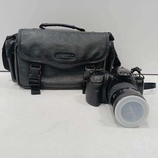 Vintage Maxxum 400SI 35mm Camera w/Soft Case image number 1