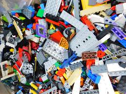 12.6 LBS Miscellaneous LEGO Unsorted Bulk Box