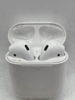 AirPods White True Wireless Bluetooth In Ear Earbuds Headphones E-0557809-C