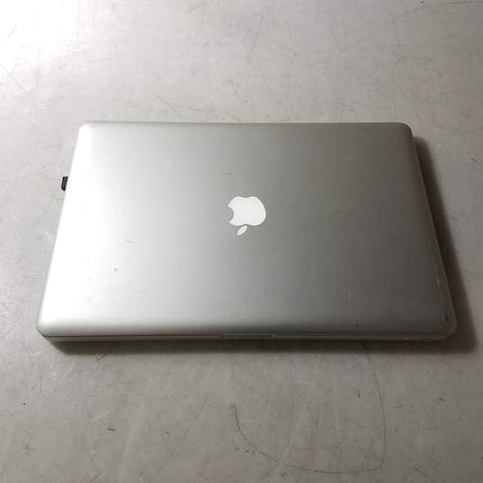 Apple MacBook Pro Core i5 2.53Ghz  15inch  Mid-2010 Memory 4GB image number 2