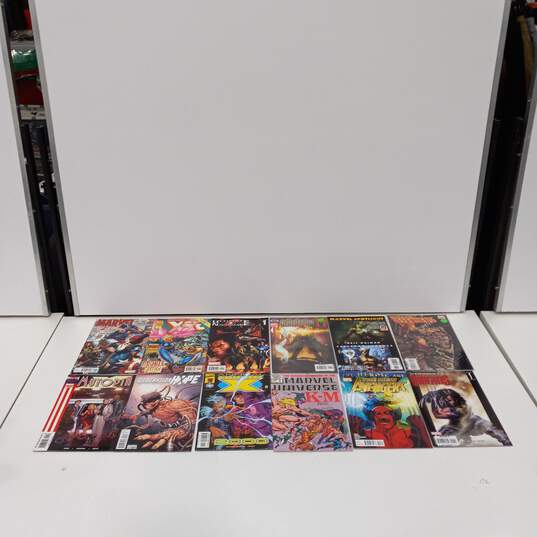 Bundle of 12 Marvel Comic Books image number 1